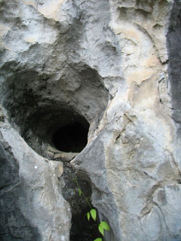 象鼻山阳元山阴元洞惊现马山--马山金钗石林探秘(4)