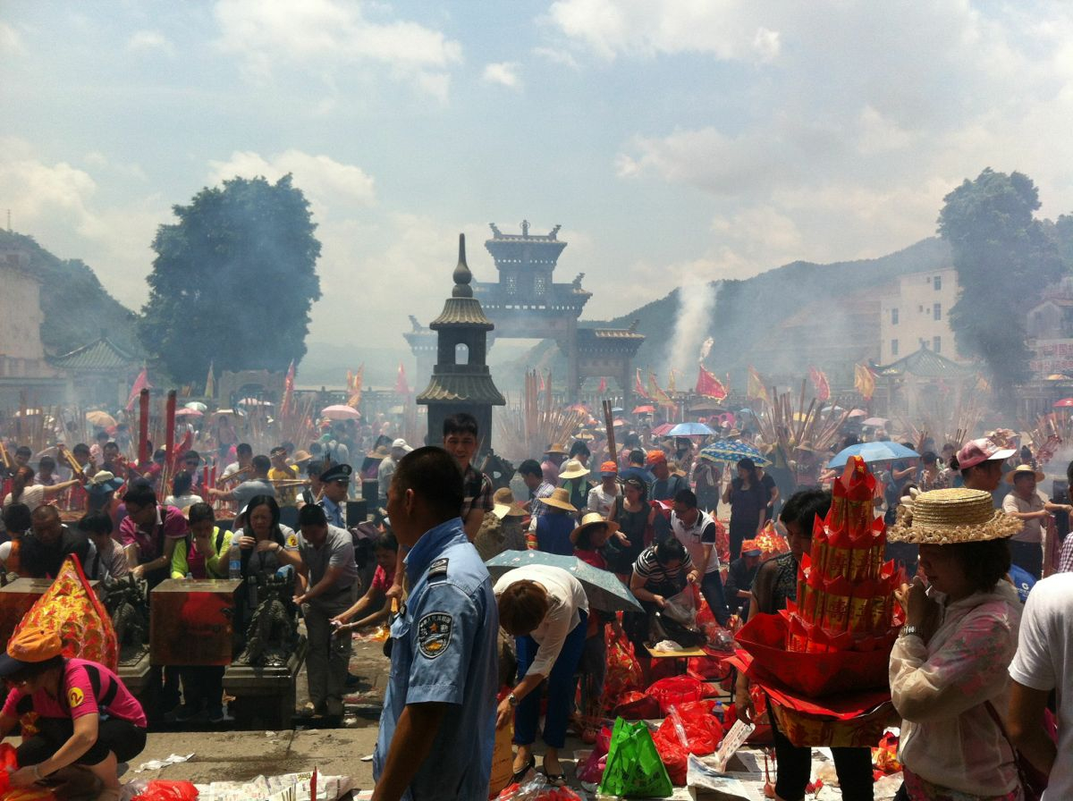 德庆悦城龙母庙一天游!