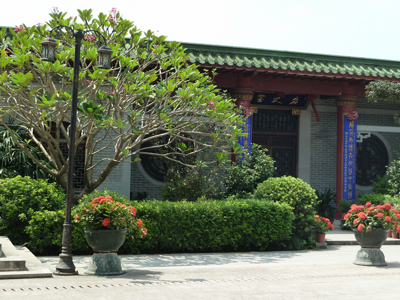 雲浮新興龍山國恩寺,藏佛坑