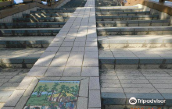 自由 空間 草加